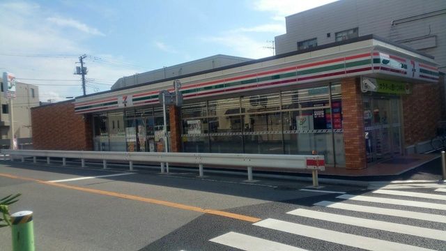 コンビニ　セブンイレブン京成稲毛駅前（コンビニ）まで40m