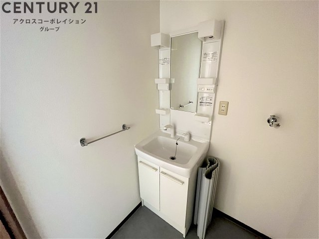 洗面設備　独立洗面化粧台付き☆