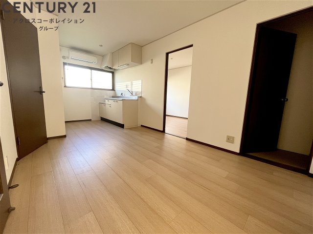 居室・リビング　南向きで明るいお部屋です♪