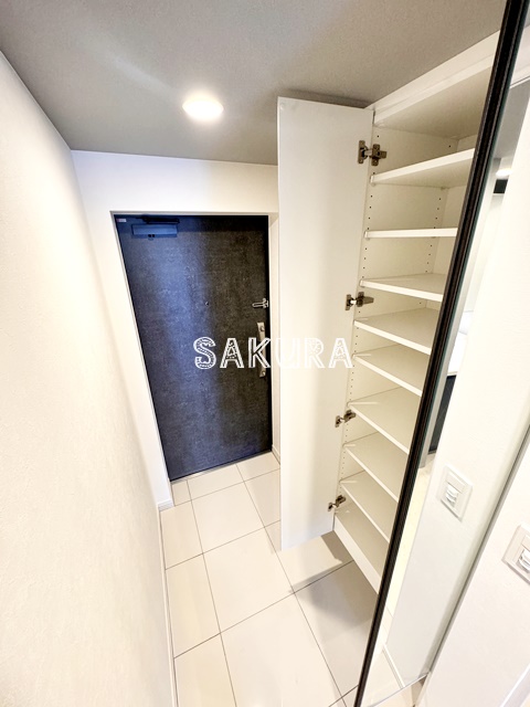 玄関　大容量のシューズボックス♪