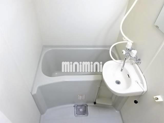 バス・シャワールーム　バスルーム