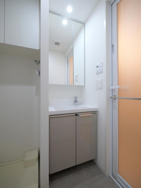 洗面設備　☆嬉しい独立洗面台☆