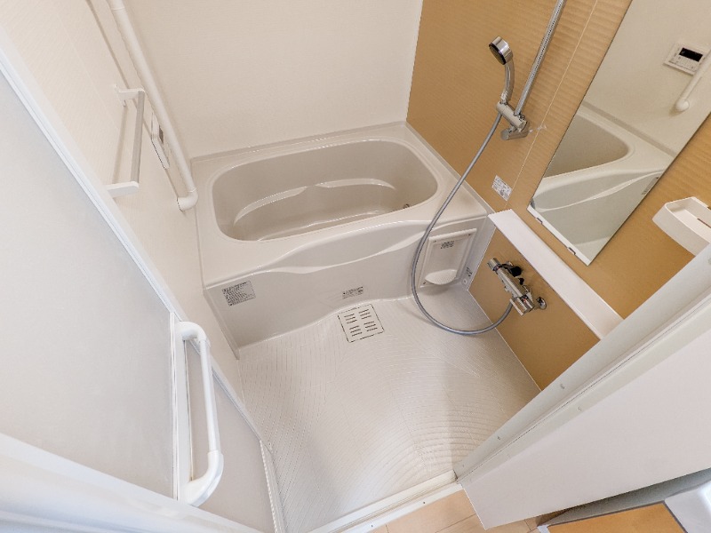 バス・シャワールーム　図面と現状に相違がある場合には現状を優先