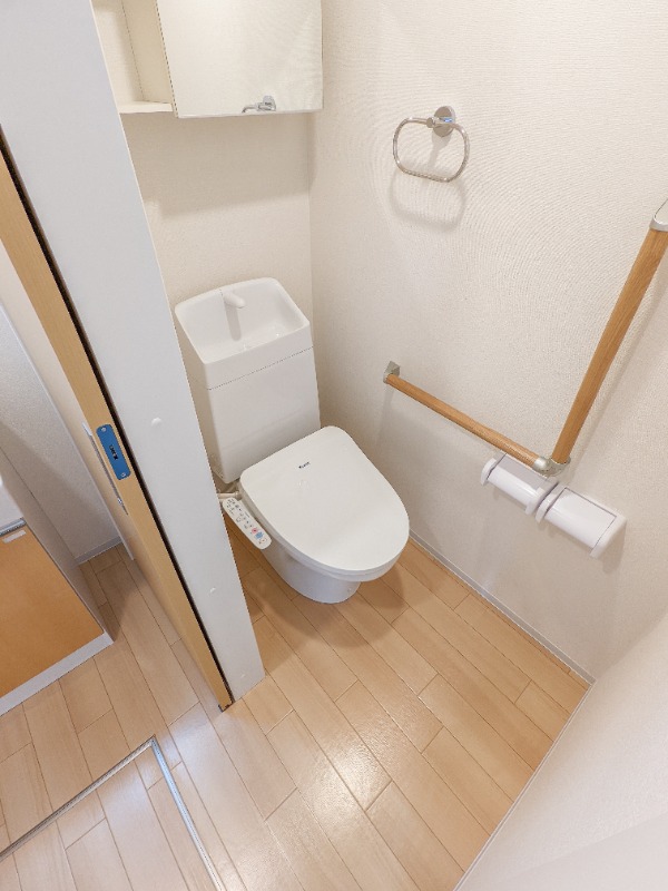 トイレ　図面と現状に相違がある場合には現状を優先