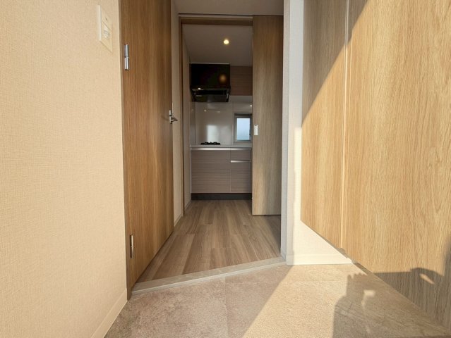 玄関　詳細は、RISUMO江坂本店までお問合せください♪