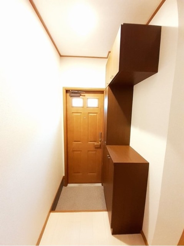 玄関　図面と現状に相違がある場合には現状を優先