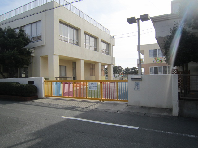 幼稚園・保育園　旭ヶ丘幼稚園（幼稚園・保育園）まで1465m