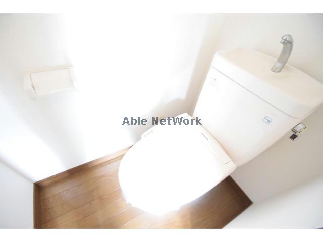 トイレ　温水洗浄便座です♪