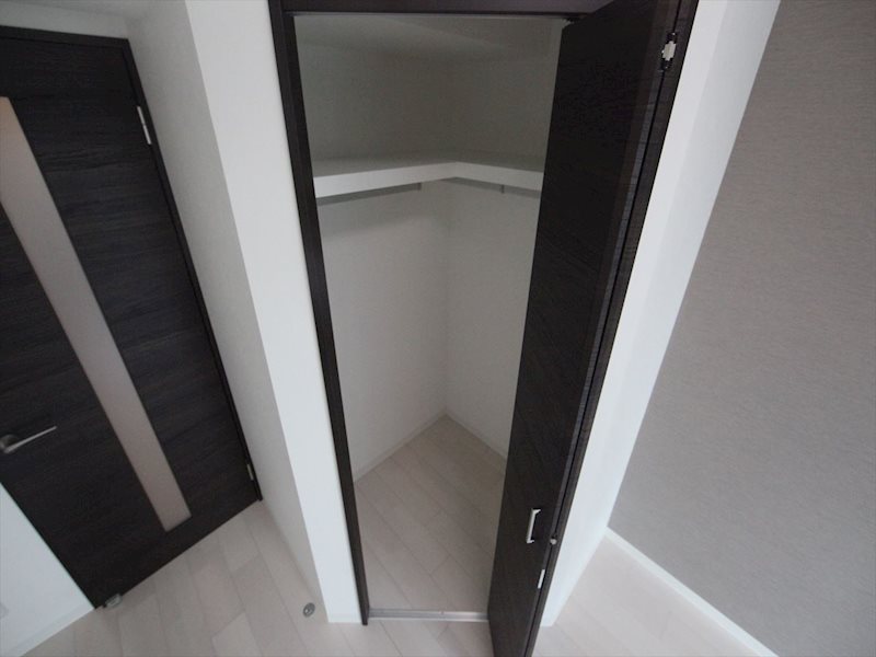 収納　ウォークインクローゼット（収納充実してます）