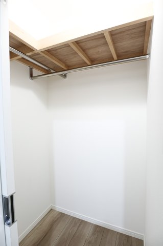 収納　別号室のものになります。現状優先。