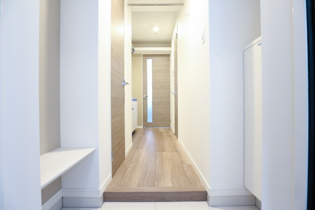 玄関　別号室のものになります。現状優先。