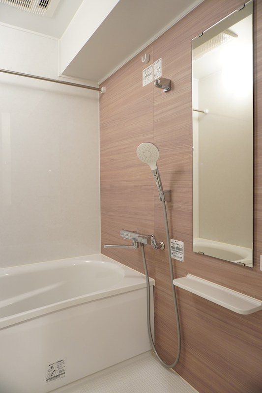 バス・シャワールーム　風呂