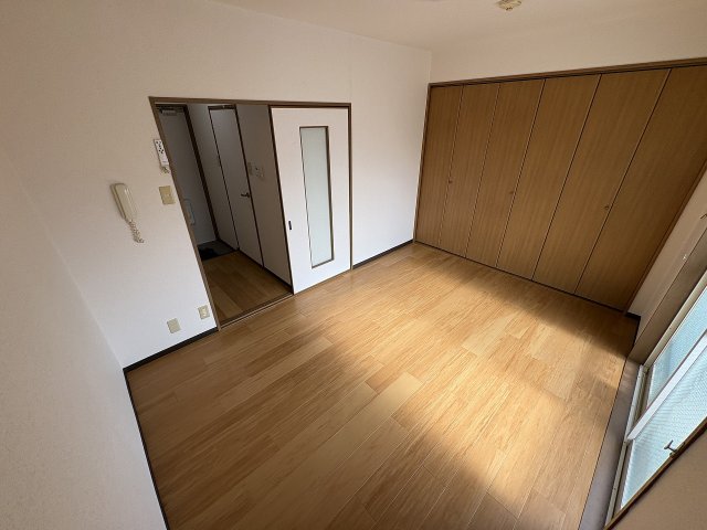 その他部屋・スペース　落ち着いて過ごせるお部屋なので、寝室にいかがでしょうか