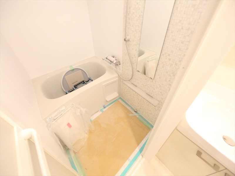 バス・シャワールーム　バスルーム　浴室暖房乾燥機付き