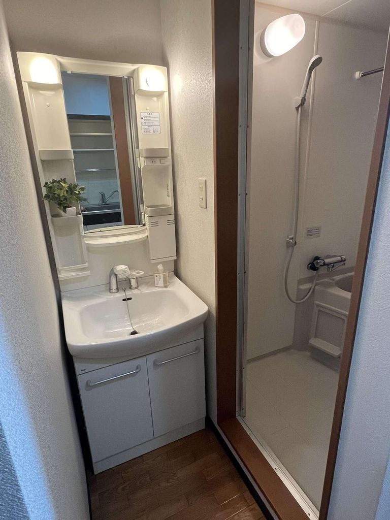 洗面設備　小物は付きません