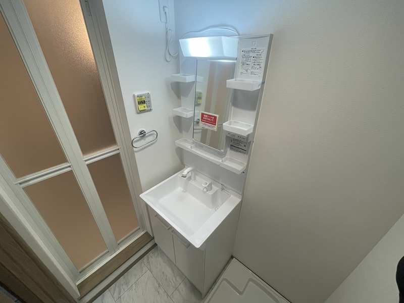 洗面設備　身支度に欠かせない独立洗面台♪