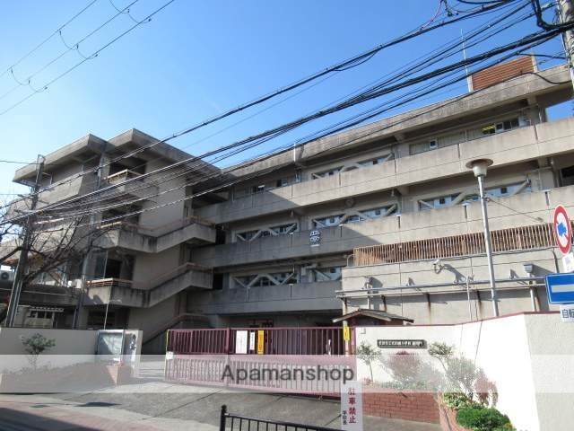 小学校　吹田市立吹田南小学校（小学校）まで349m