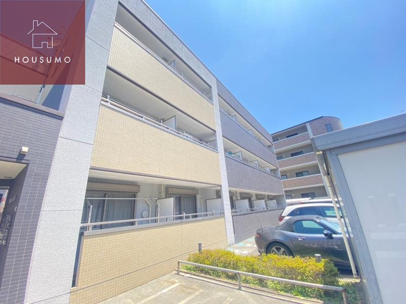 建物外観　外観は落ち着いています