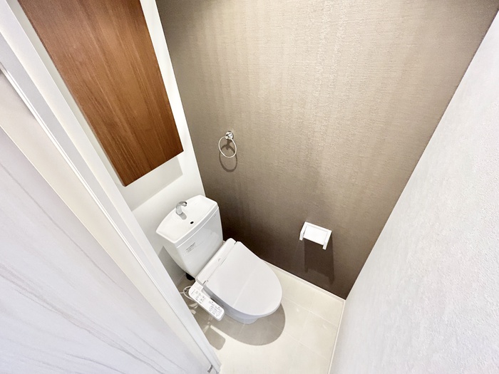 トイレ　同系タイプのお部屋のお写真になります。