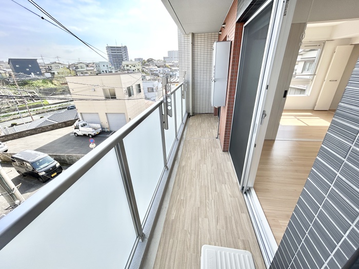 バルコニー　同系タイプのお部屋のお写真になります。