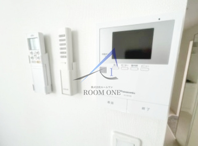 セキュリティ　モニター付きインターホンです。