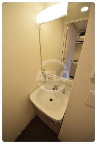 洗面設備　プレサンス上町台筆ヶ崎NORTH　洗面化粧台