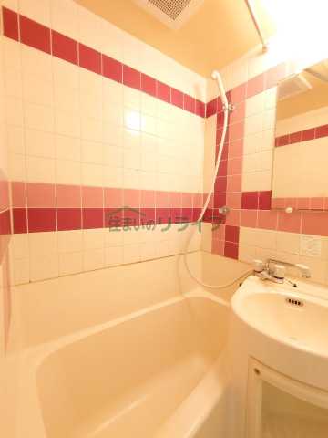 バス・シャワールーム　別部屋参考写真