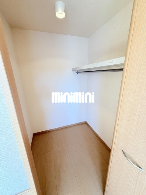 収納　同物件同間取り別室の写真です