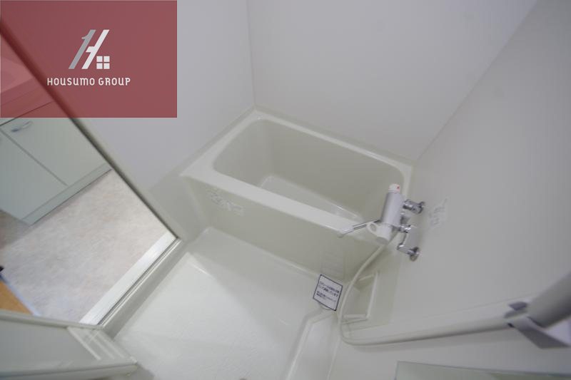 バス・シャワールーム　ゆったりとした空間のトイレです