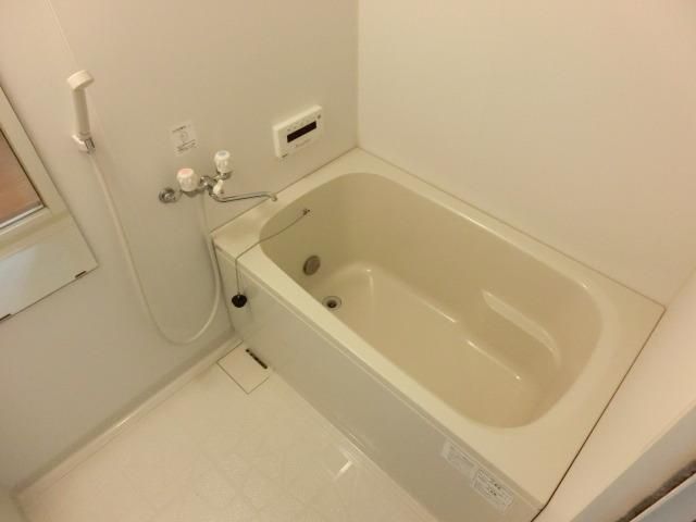 バス・シャワールーム　追い焚き付バス