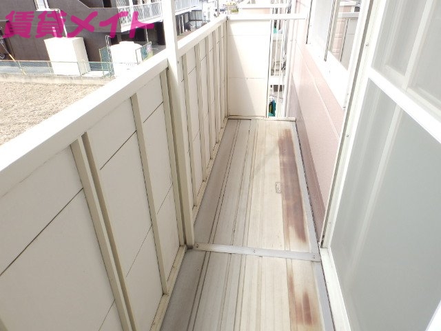 バルコニー　同物件別室参照