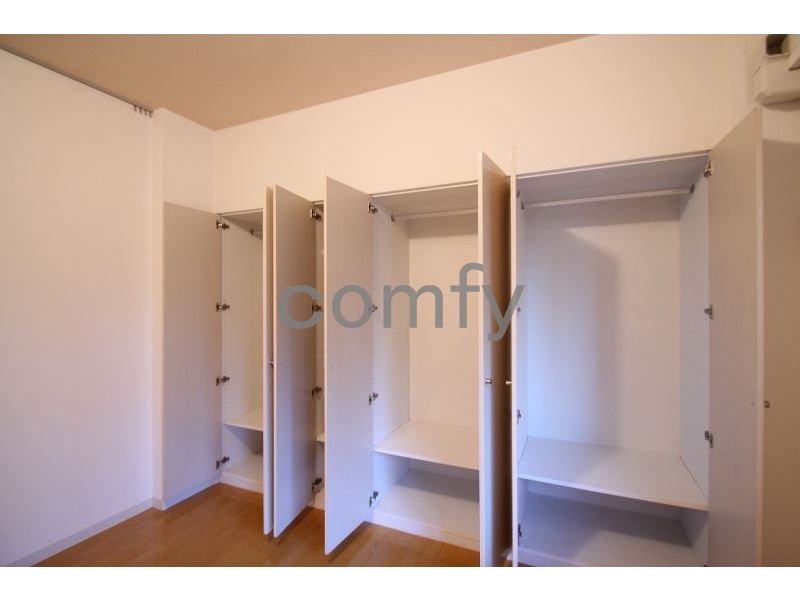 収納　クローゼット