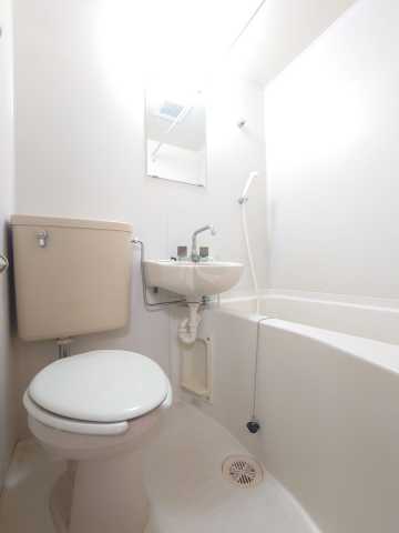 バス・シャワールーム　エーデルヴァイス