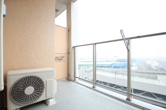 バルコニー　※別室の参考写真の為、現況優先です。