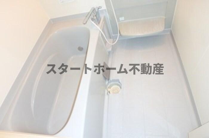 バス・シャワールーム　お風呂で日々の疲れを落としましょう