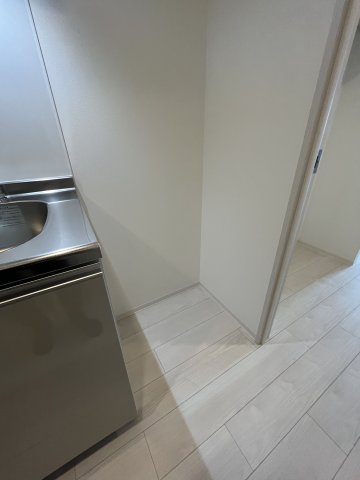 その他　ファーストフィオーレ九条II　冷蔵庫置場