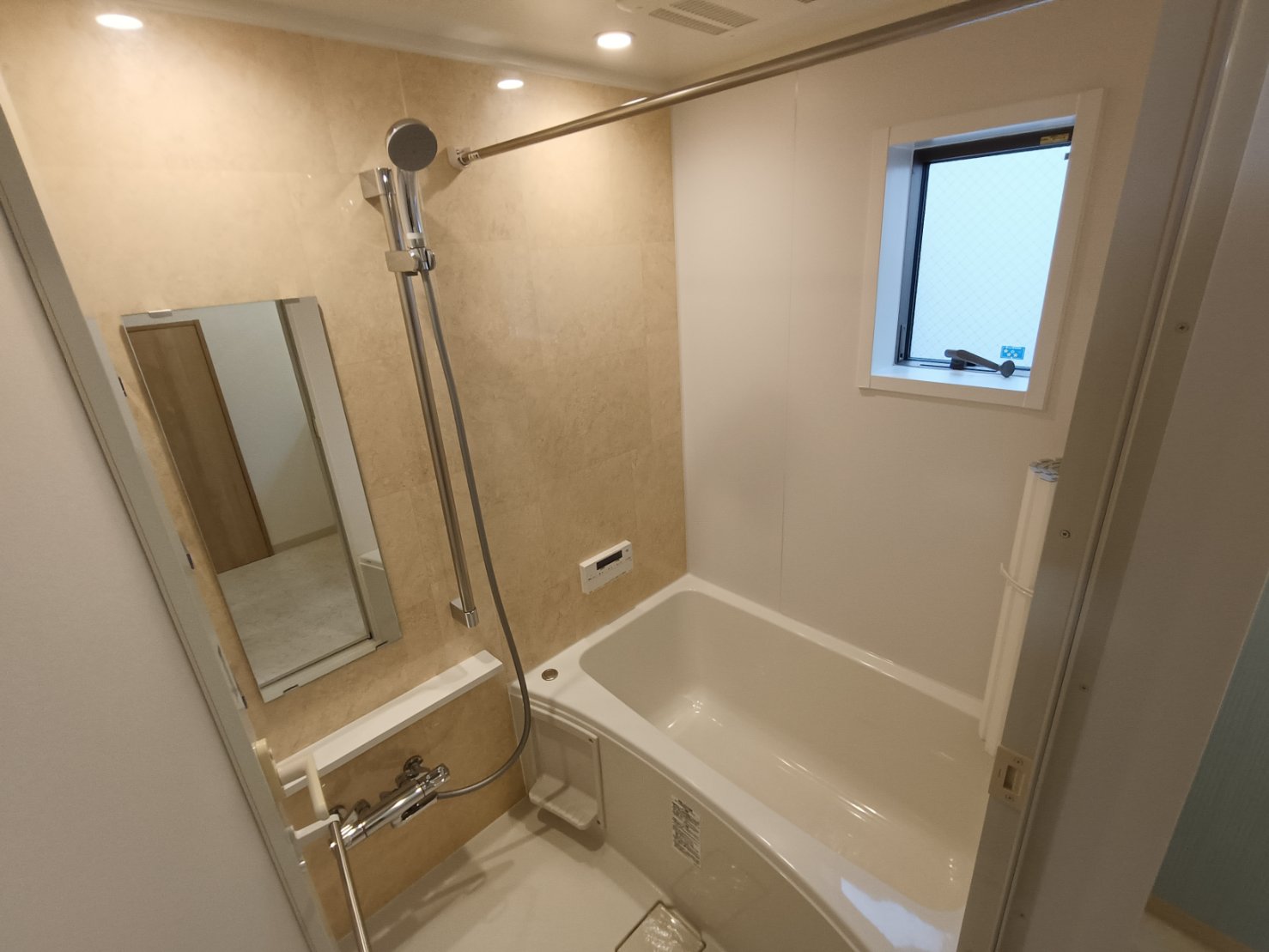 バス・シャワールーム
