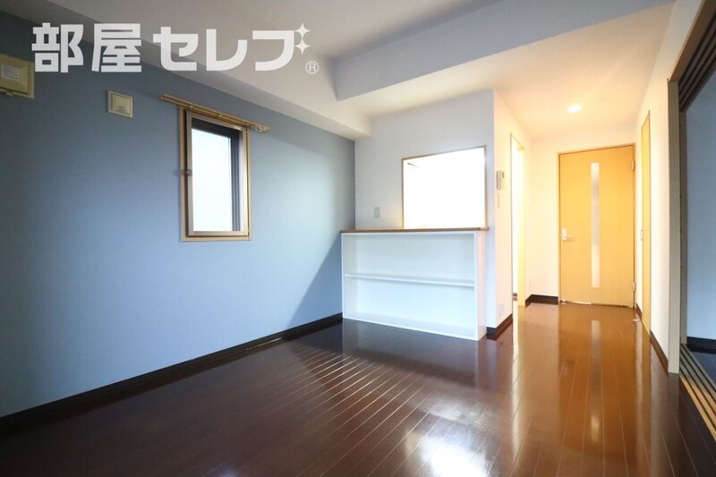 居室・リビング　シックな内装のお部屋です