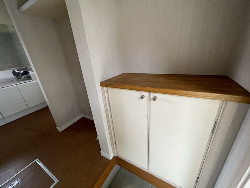 玄関　※別号室参考写真