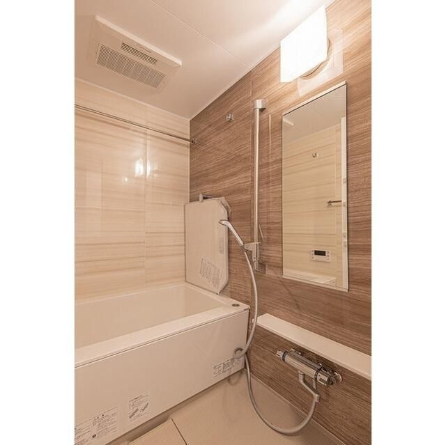 バス・シャワールーム　きれいなお風呂です