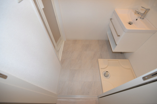 洗面設備　独立洗面台です