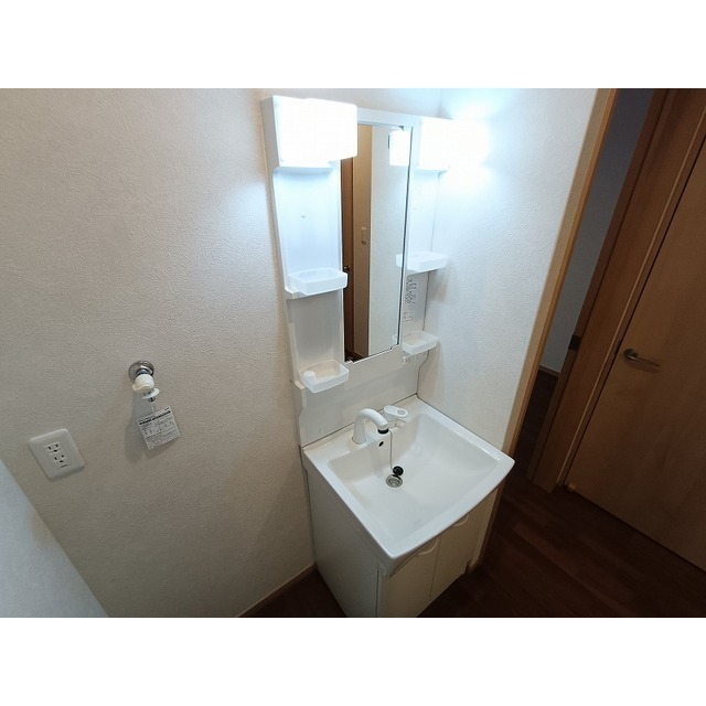 洗面設備　※同建物別部屋参考画像