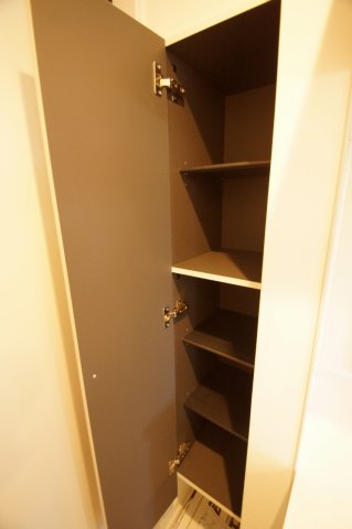 収納　シューズボックス