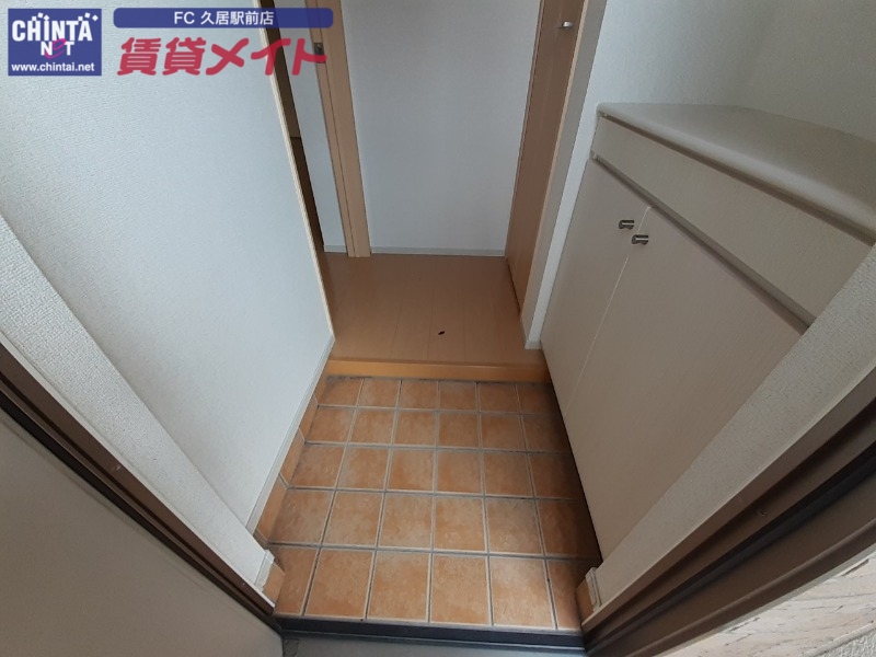 玄関　同型参考写真