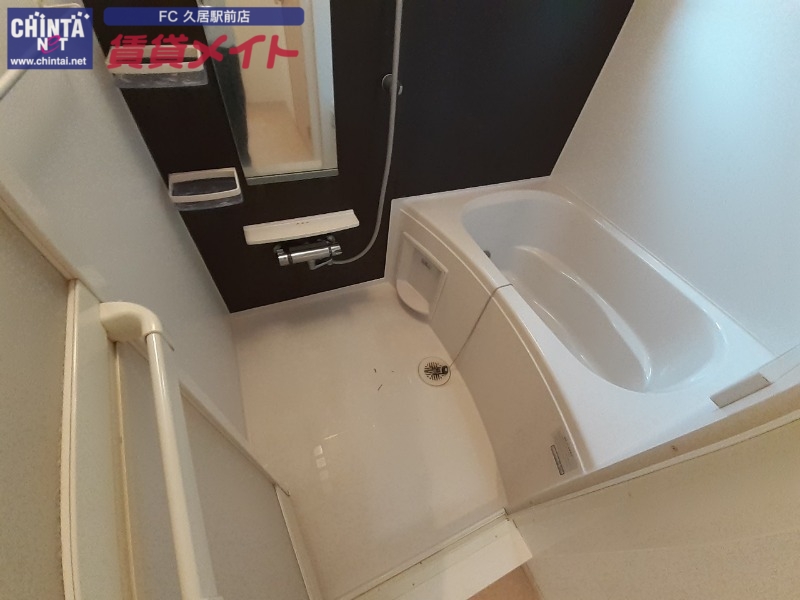 バス・シャワールーム　同型参考写真