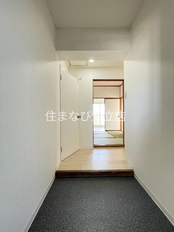 玄関　別部屋写真