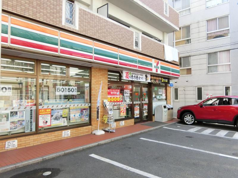 コンビニ　セブンイレブン旭2丁目店（コンビニ）まで196m