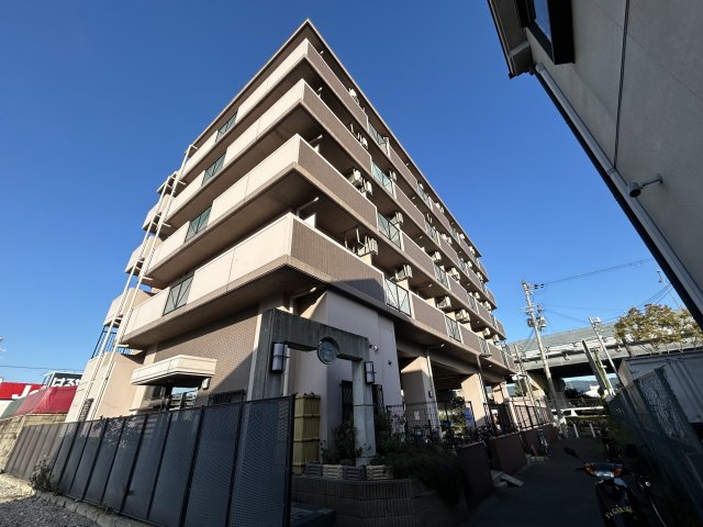 建物外観　おしゃれな外観です