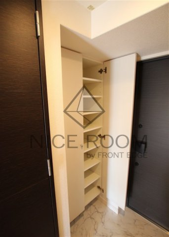 玄関　S-RESIDENCE谷町九丁目　シューズボックス