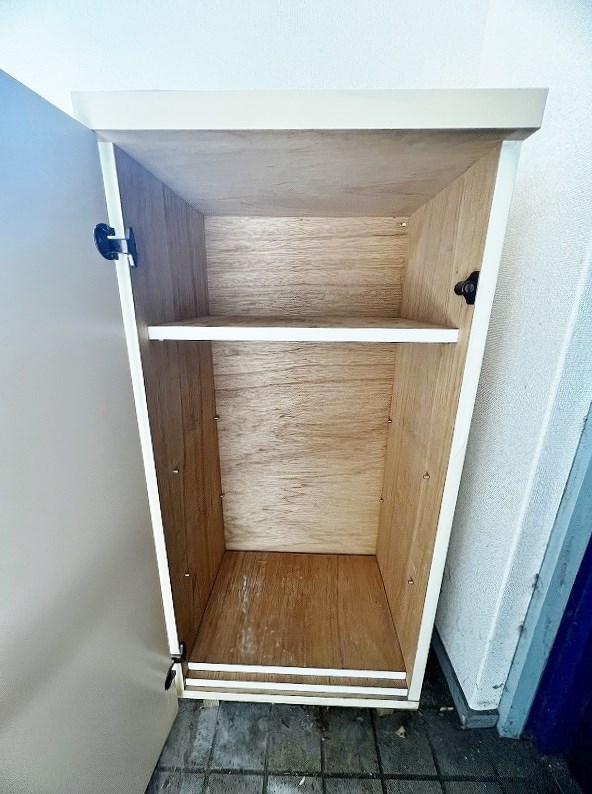 エントランス　★この上は鍵置場！そしたら行く前にあわてないから！シューズB